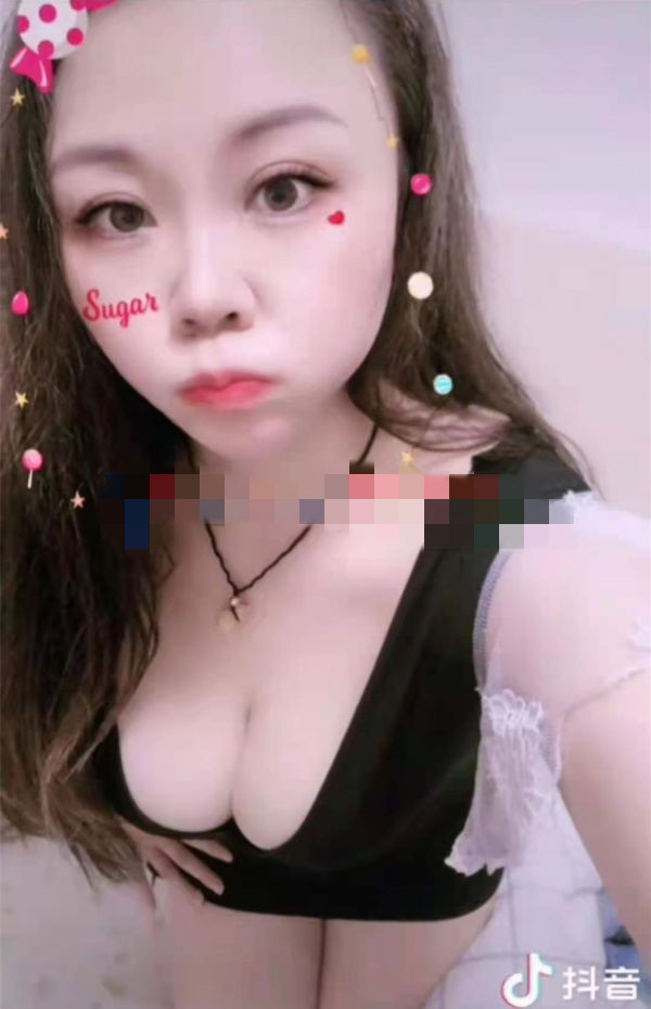 秦淮巨乳美少妇